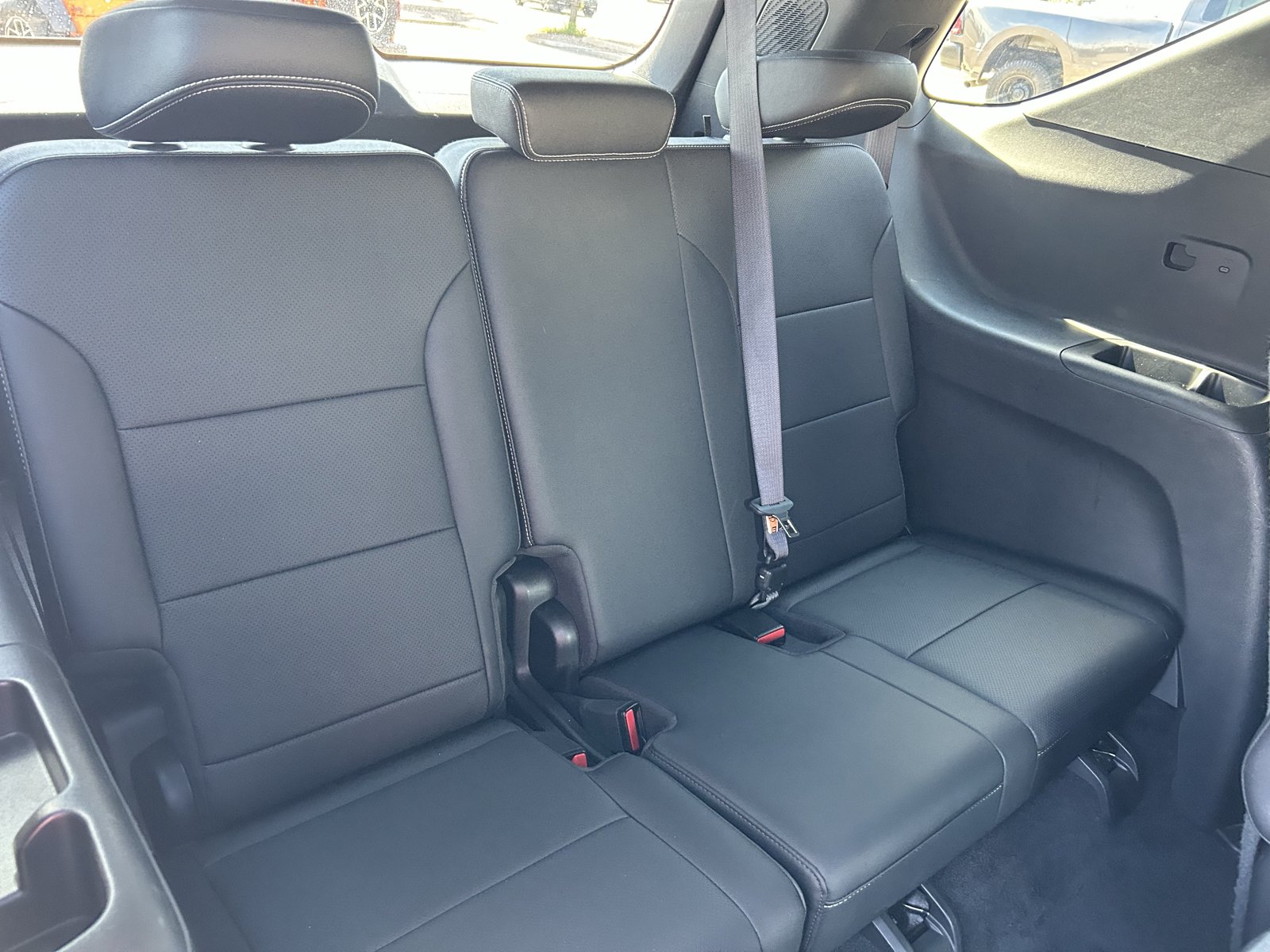 Certified 2025 Chevrolet Traverse LT FWD image 15
