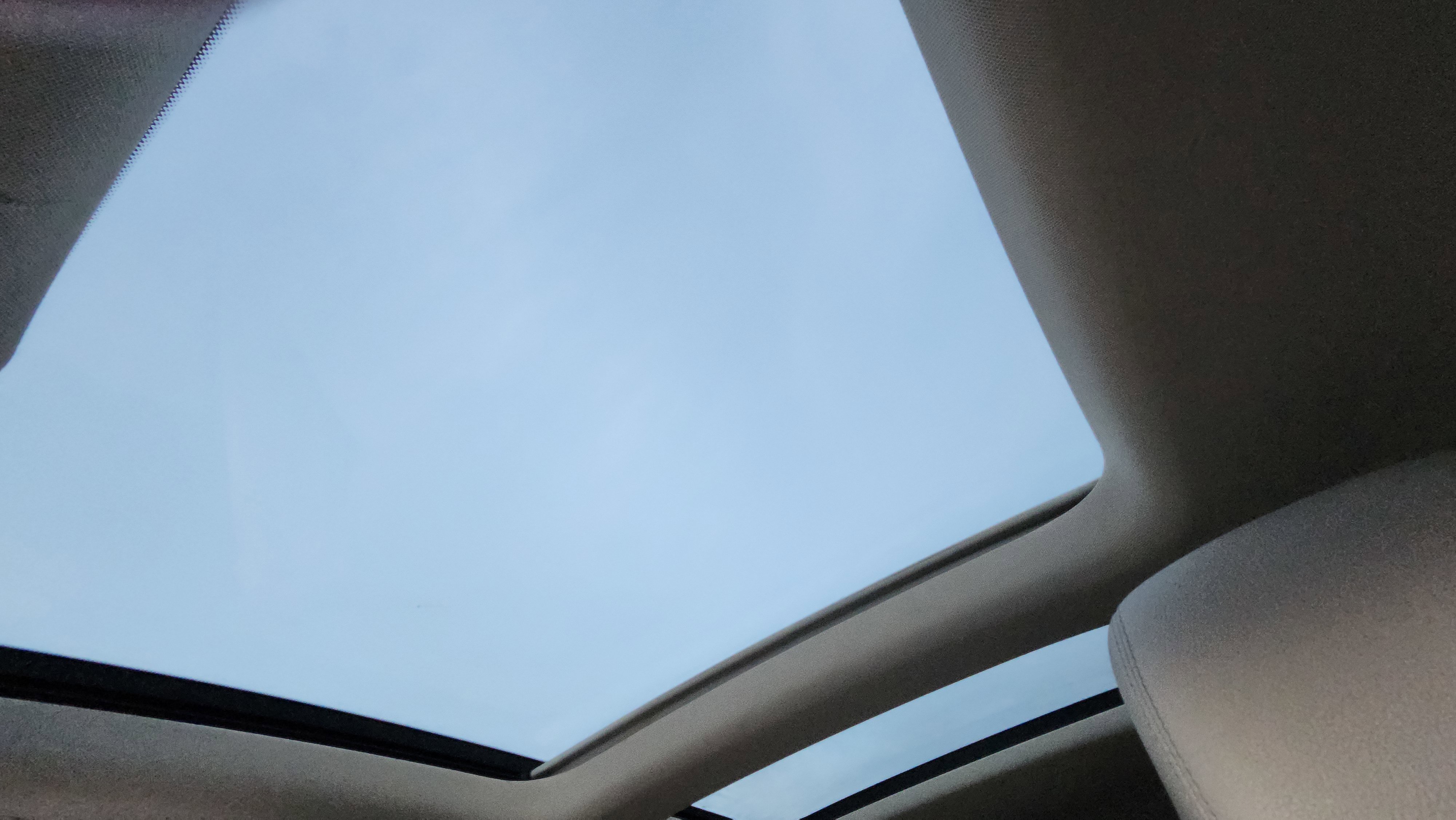 Used 2017 Mercedes-Benz GLC 300 w/ Premium 1 Package image 2