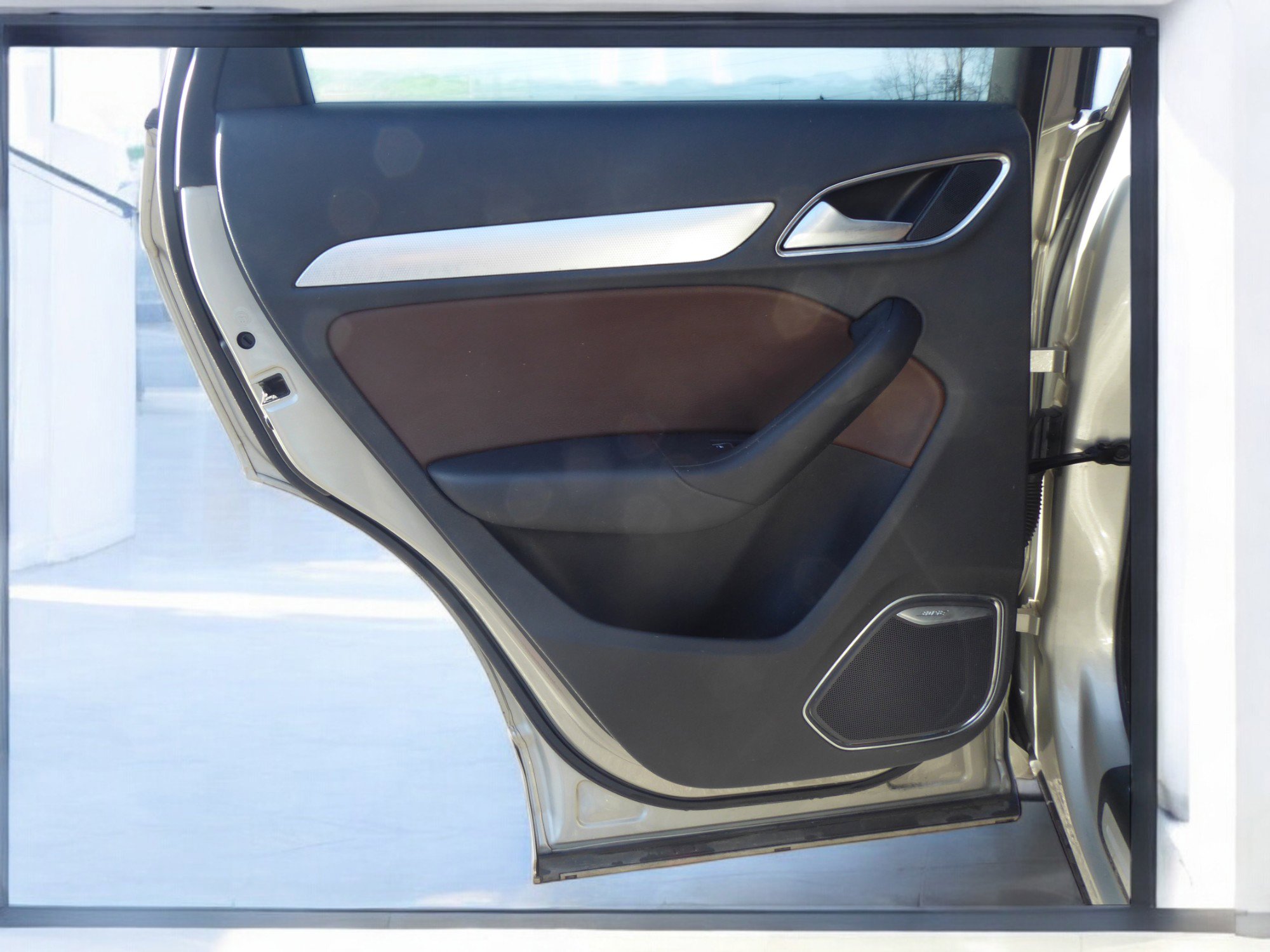 Used 2017 Audi Q3 2.0T Prestige w/ Prestige Package image 23