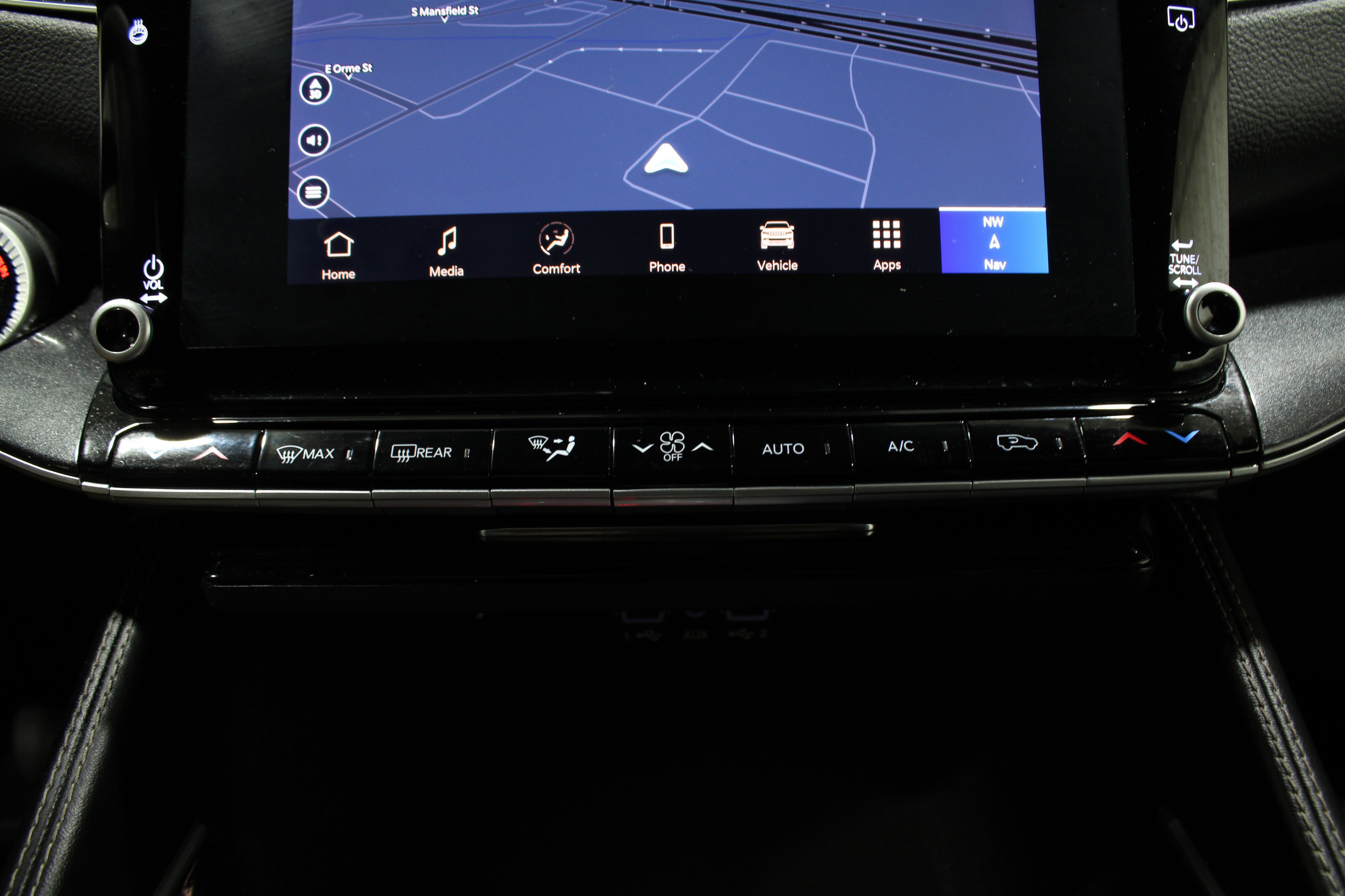 Used 2024 Jeep Wagoneer 4WD w/ Premium Group I image 22