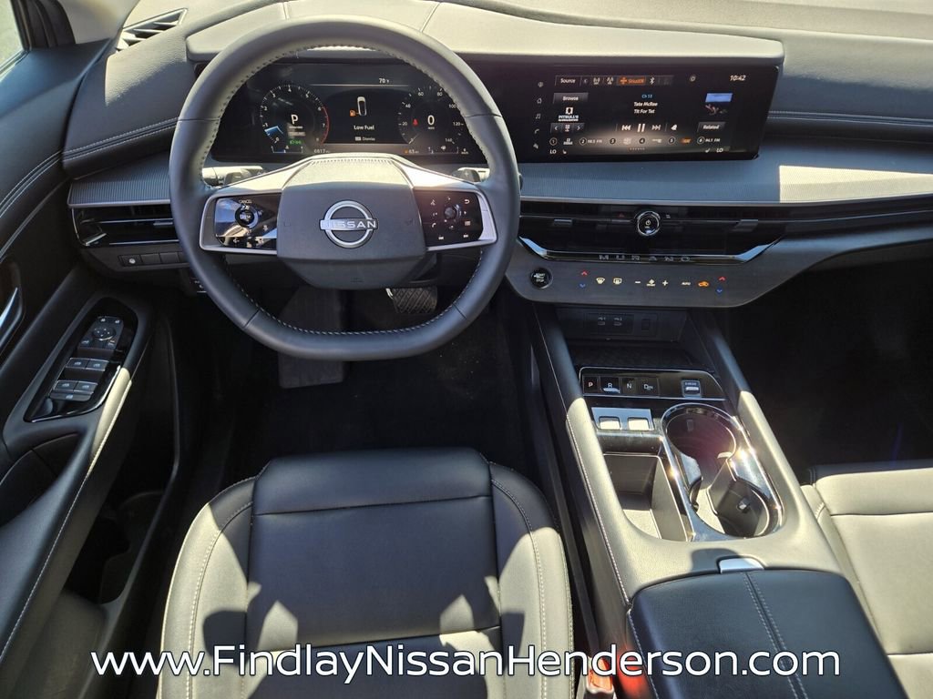 Used 2025 Nissan Murano SV FWD image 13