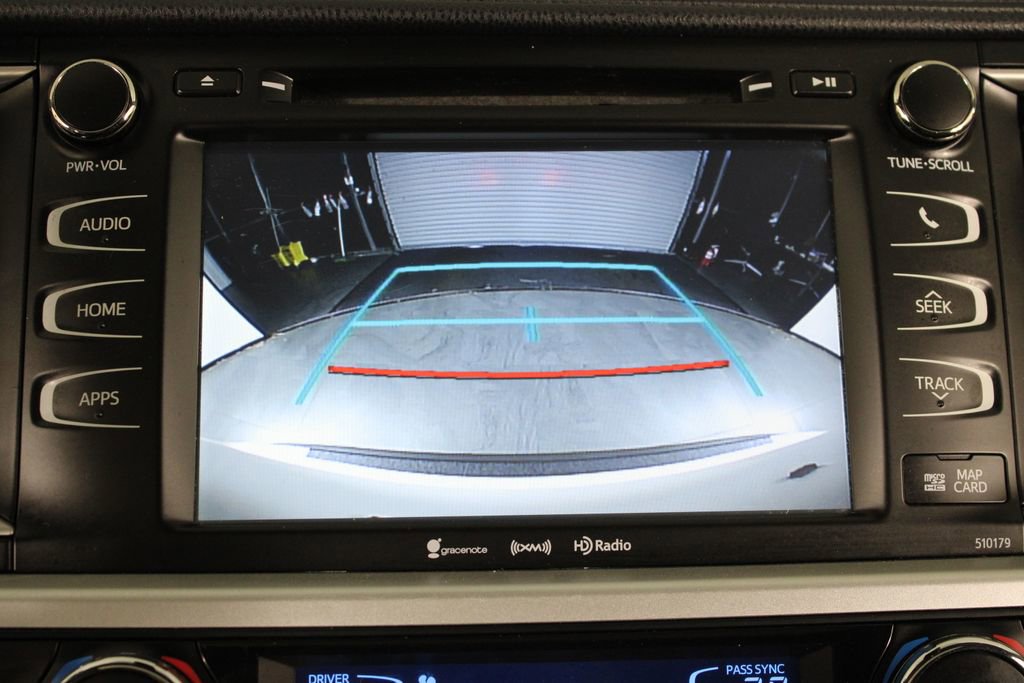 Used 2017 Toyota Highlander XLE image 30