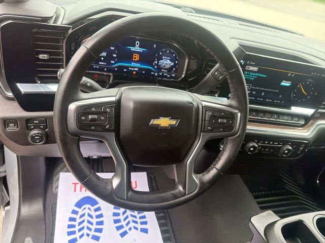 Used 2024 Chevrolet Silverado 1500 LT AWD/4WD image 18