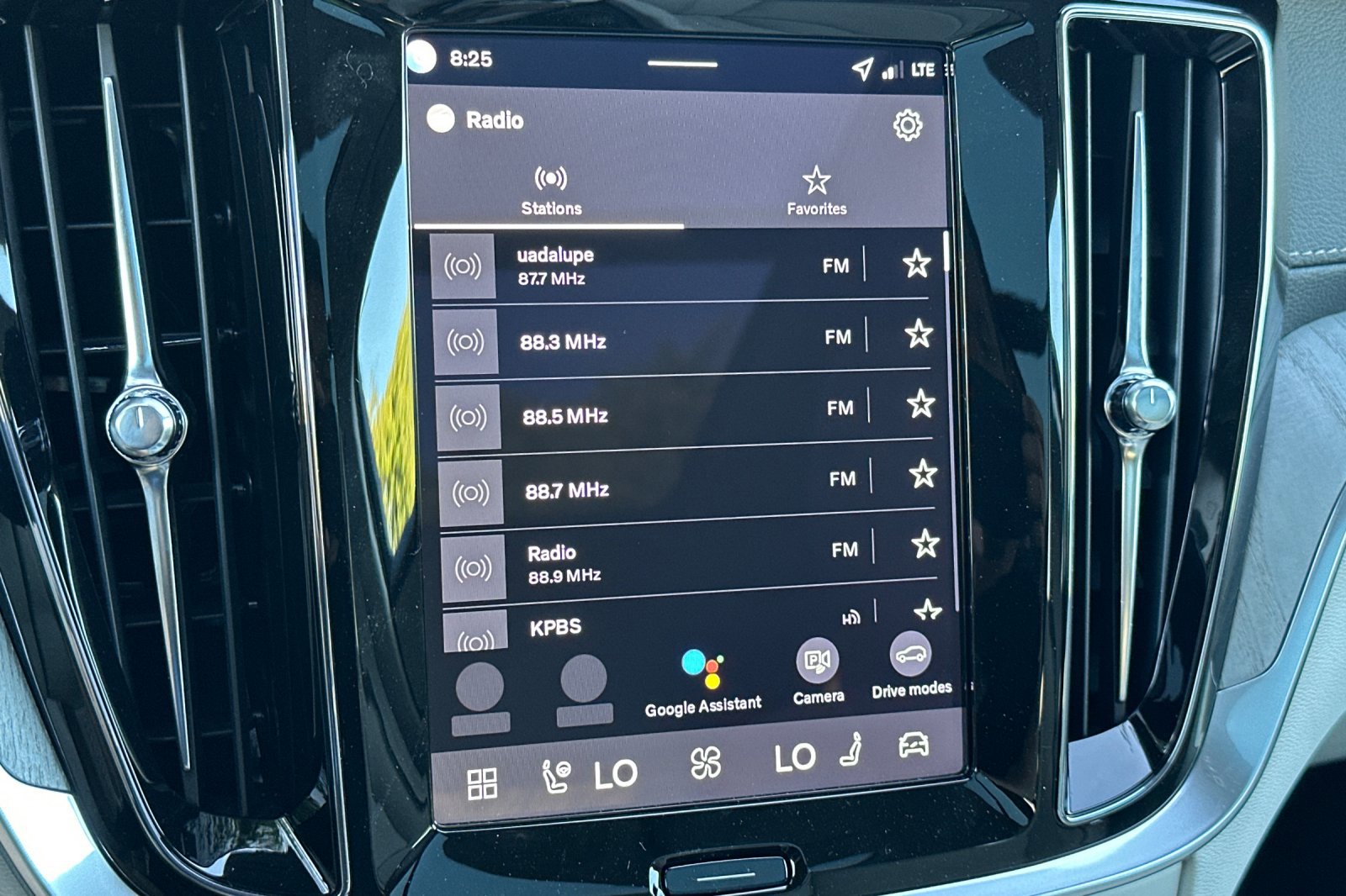 New 2026 Volvo V60 B5 Cross Country Ultra w/ Climate Package image 16