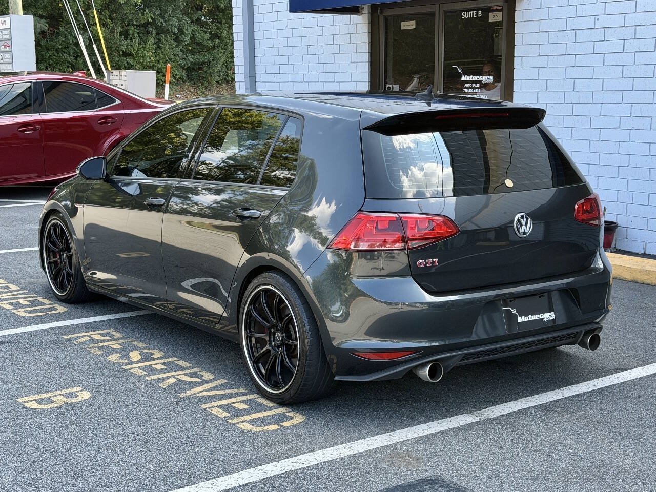 Used 2017 Volkswagen GTI Sport FWD image 7