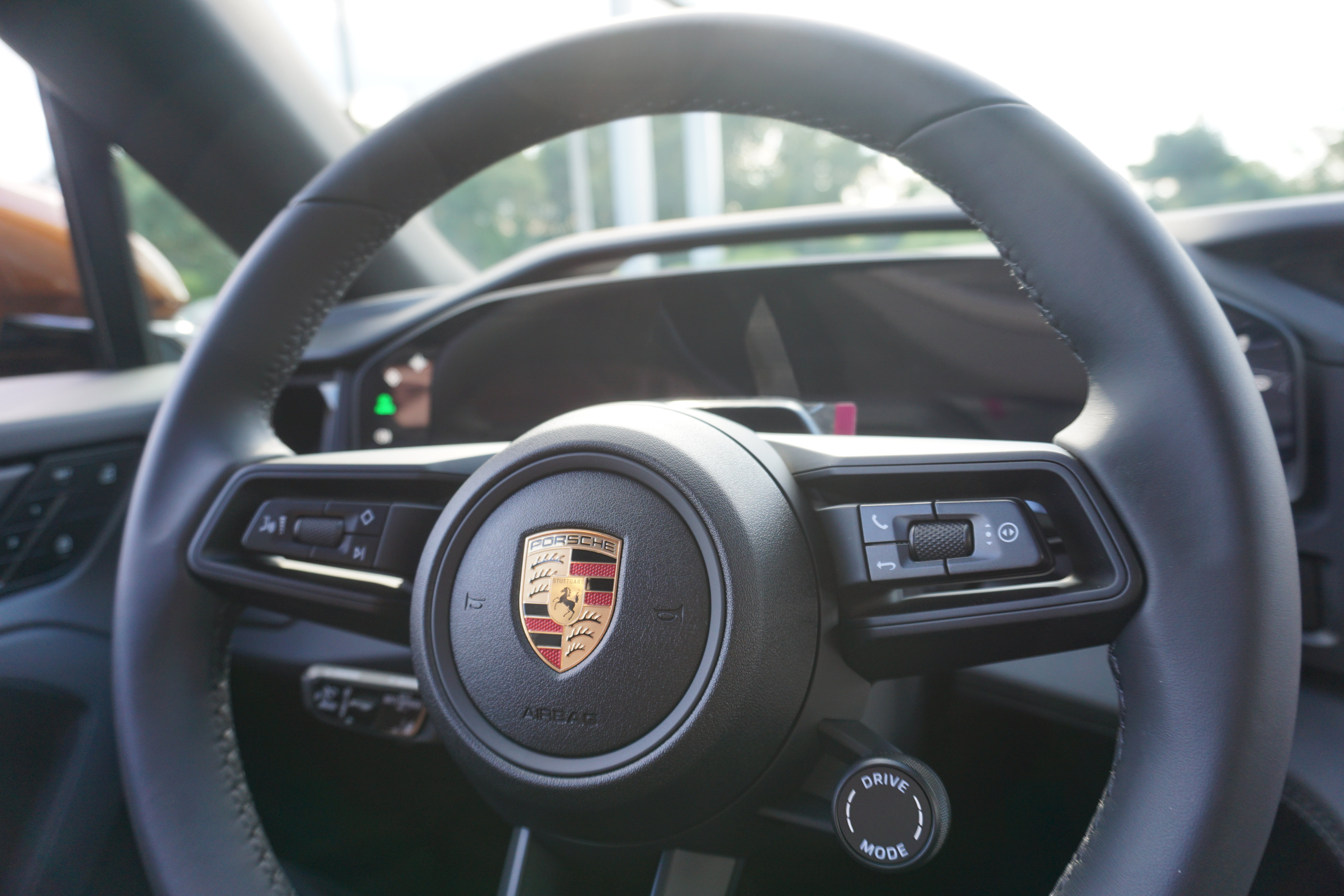 New 2026 Porsche Cayenne Electric Coupe AWD/4WD image 19