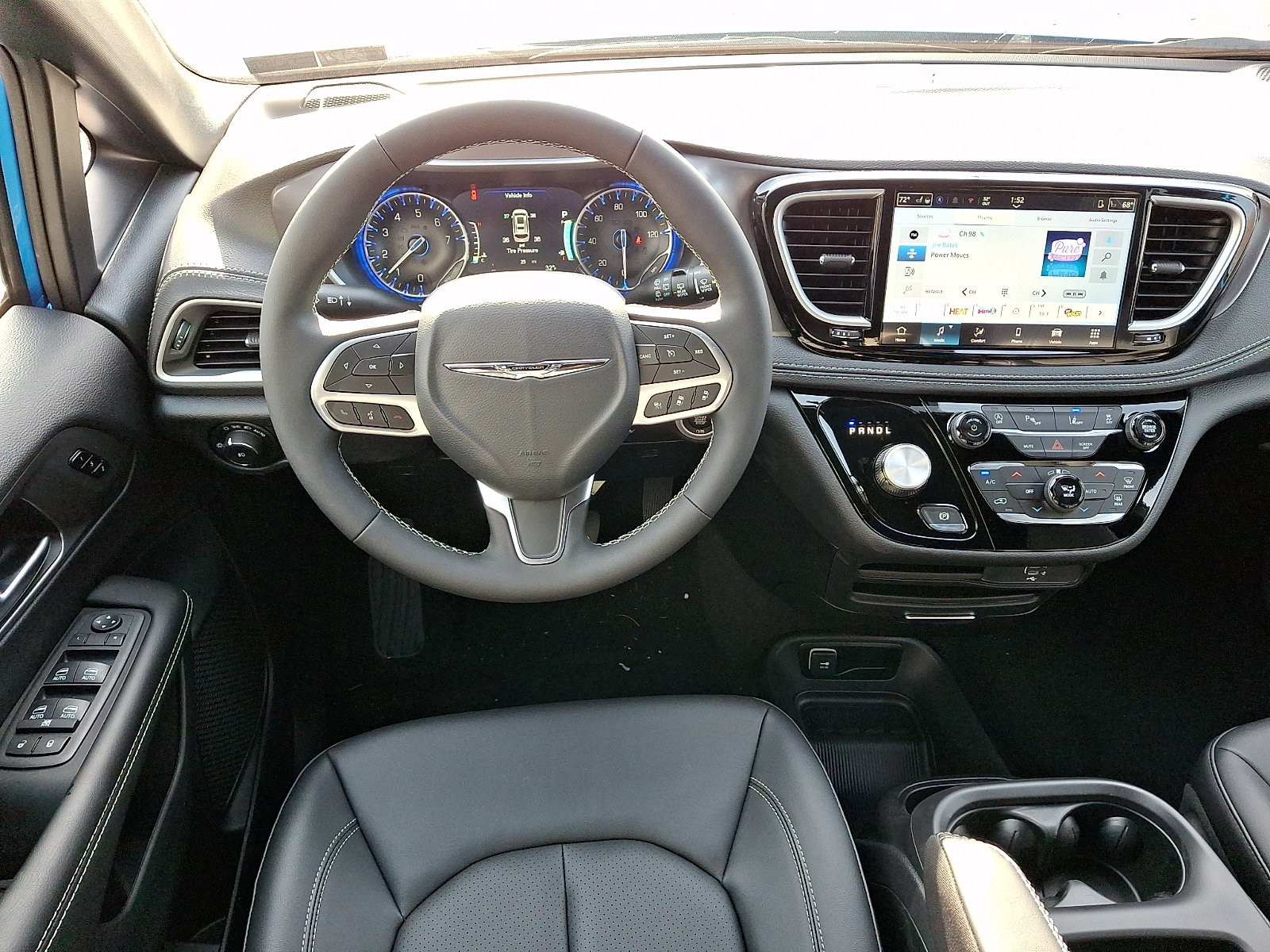 New 2026 Chrysler Pacifica Select FWD image 7