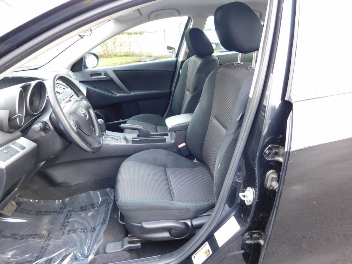 Used 2013 MAZDA MAZDA3 i SV image 6