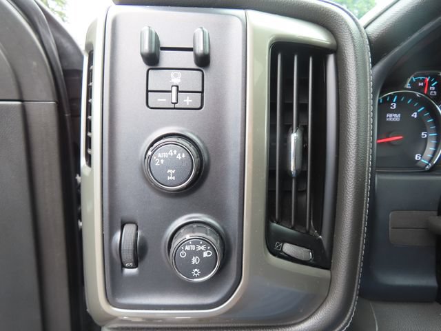 Used 2018 Chevrolet Silverado 1500 High Country AWD/4WD image 41