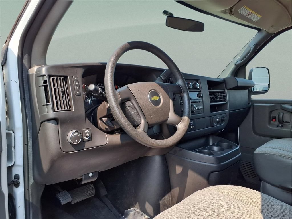 Used 2015 Chevrolet Express 3500 LT w/ LT Preferred Equipment Group RWD image 5