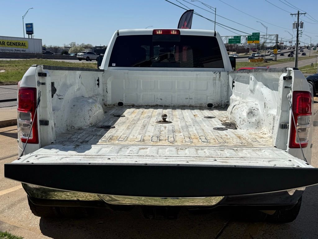 Used 2024 RAM 3500 Tradesman w/ Chrome Appearance Group image 11