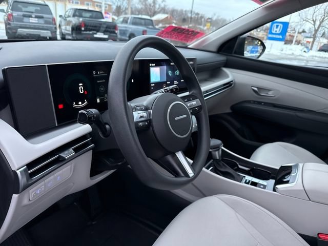 Certified 2025 Hyundai Tucson SEL FWD image 14