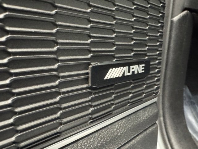 Used 2021 Jeep Grand Cherokee L Limited w/ Luxury Tech Group II image 44