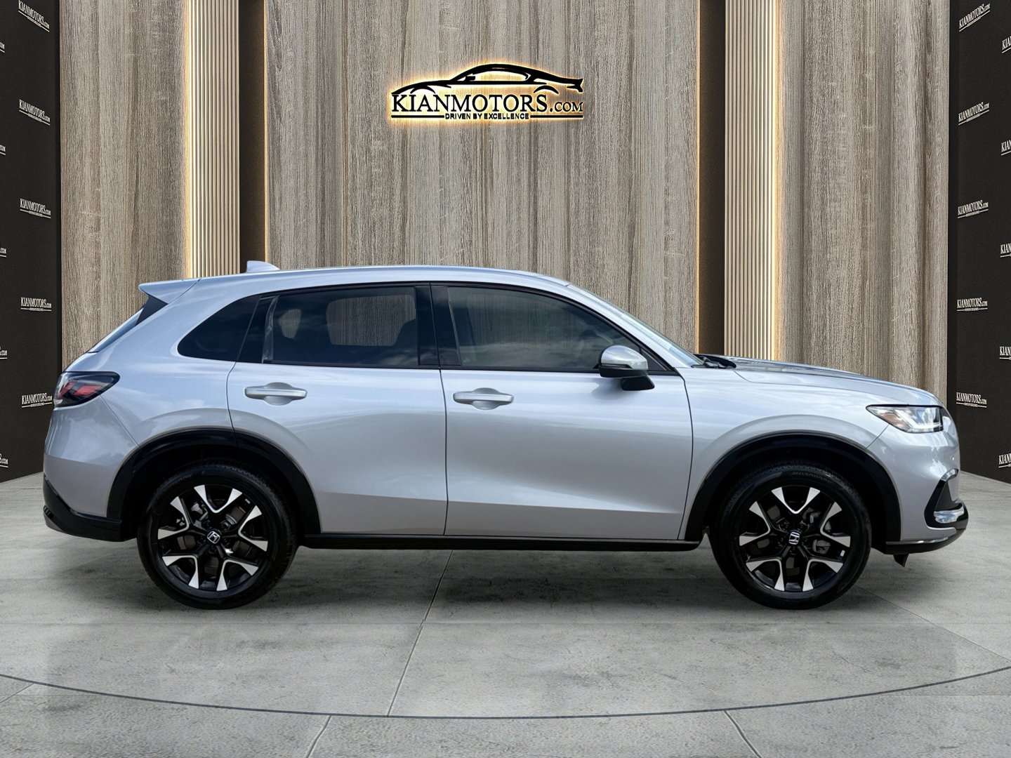 Used 2026 Honda HR-V EX-L image 13