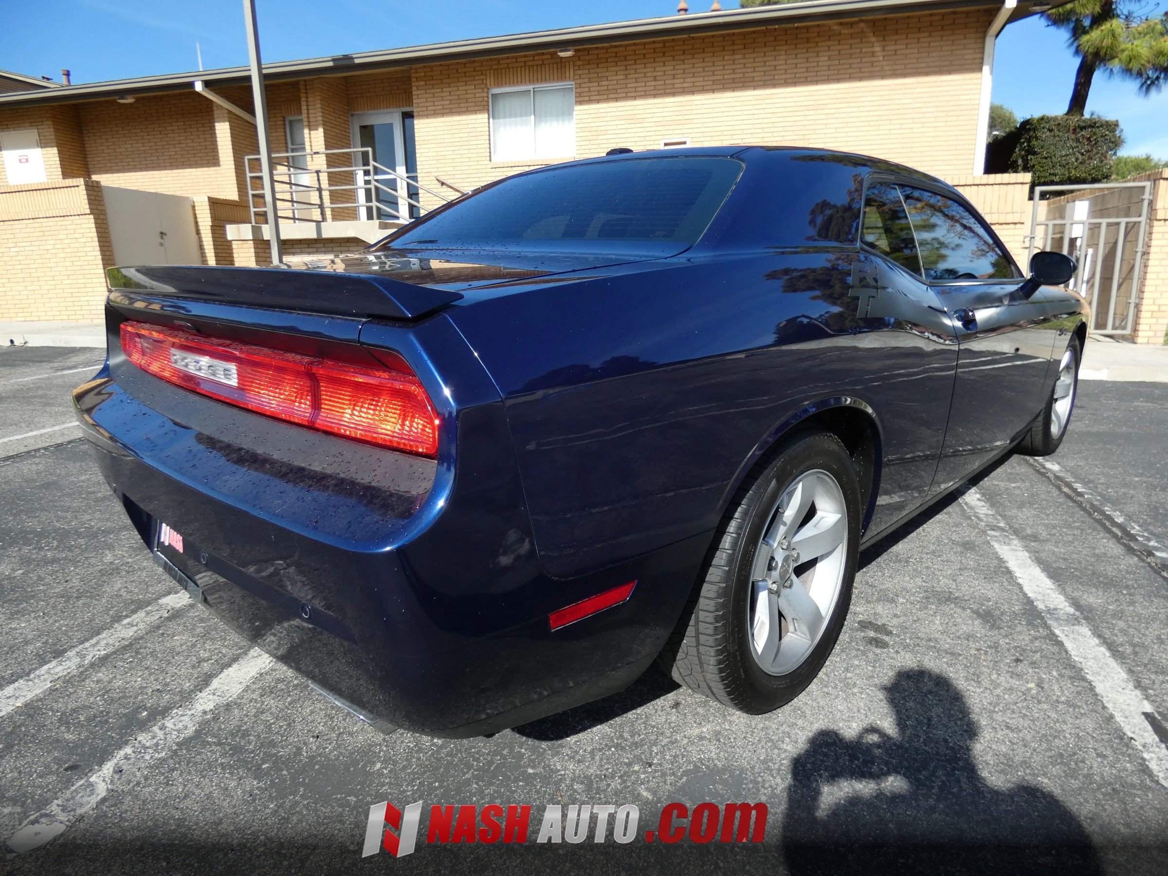 Used 2014 Dodge Challenger R/T RWD image 8