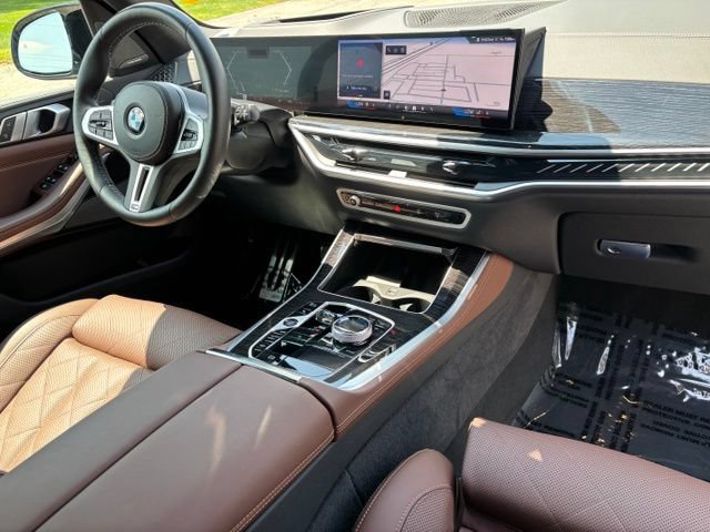 Used 2026 BMW X5 M60i AWD/4WD image 30