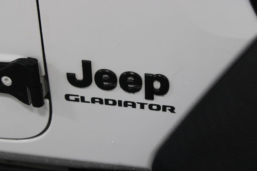 Used 2020 Jeep Gladiator Sport w/ Quick Order Package 24S AWD/4WD image 14