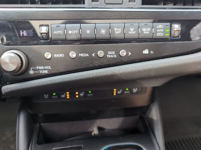 Certified 2023 Lexus ES 300h w/ Premium Package image 22