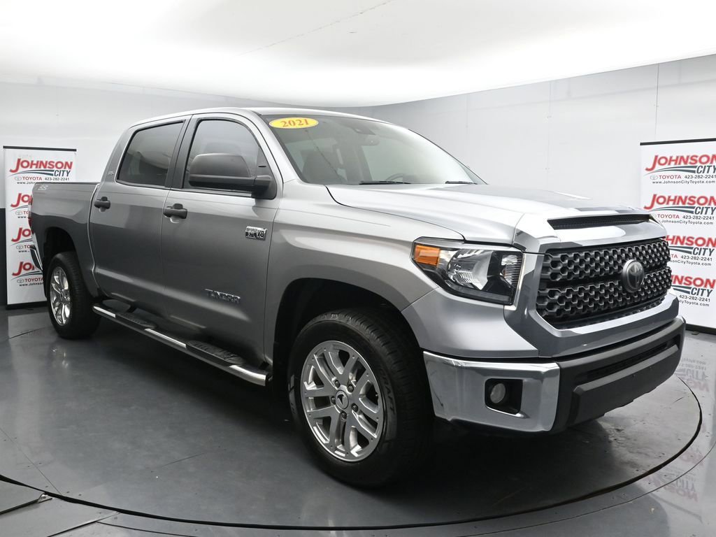 Used 2021 Toyota Tundra SR5 w/ SR5 Upgrade Package AWD/4WD image 2