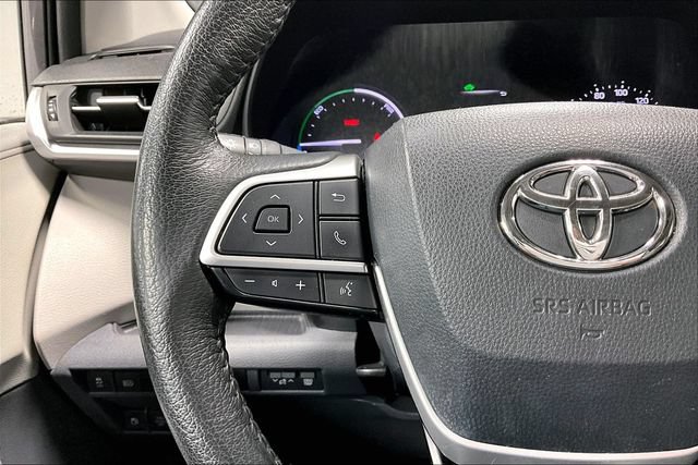 Used 2023 Toyota Sienna XLE AWD/4WD image 11