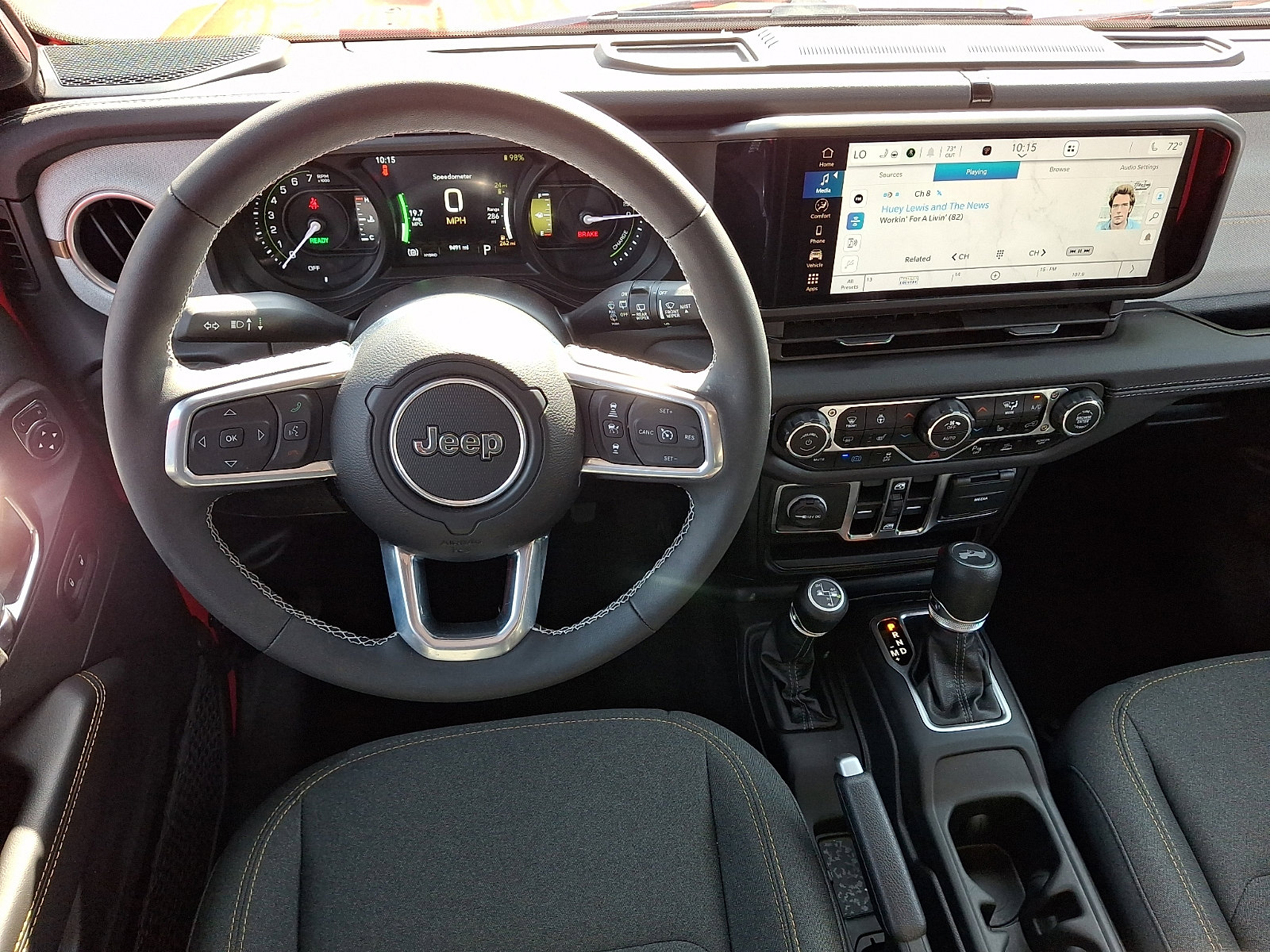 Certified 2025 Jeep Wrangler Sahara w/ Safety Group AWD/4WD image 12