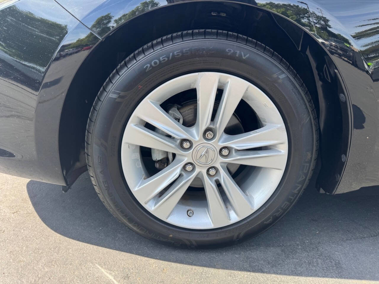 Used 2013 Acura ILX Hybrid w/ Technology Package FWD image 18