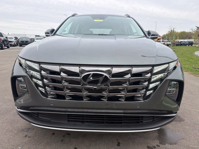 Used 2023 Hyundai Tucson Limited w/ Cargo Package AWD/4WD image 3