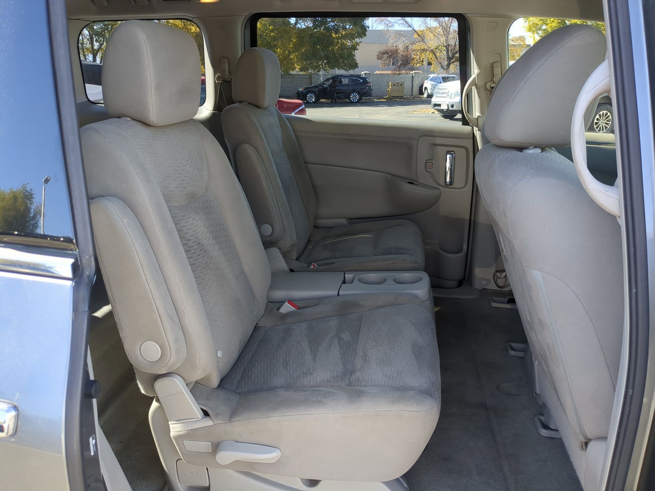 Used 2015 Nissan Quest S image 31