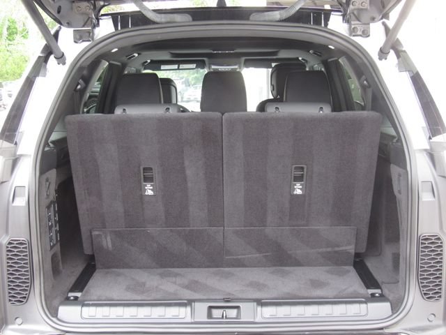 Used 2023 Land Rover Discovery S R-Dynamic AWD/4WD image 23