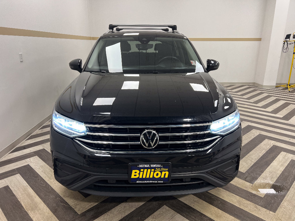 Used 2022 Volkswagen Tiguan SE w/ Panoramic Sunroof Package image 26
