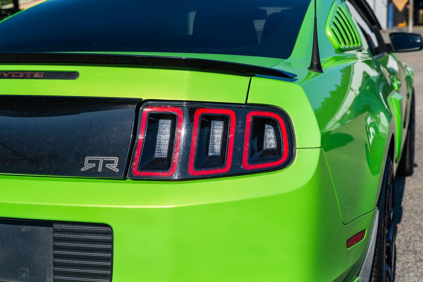Used 2014 Ford Mustang GT w/ Equipment Group 301A RWD image 18
