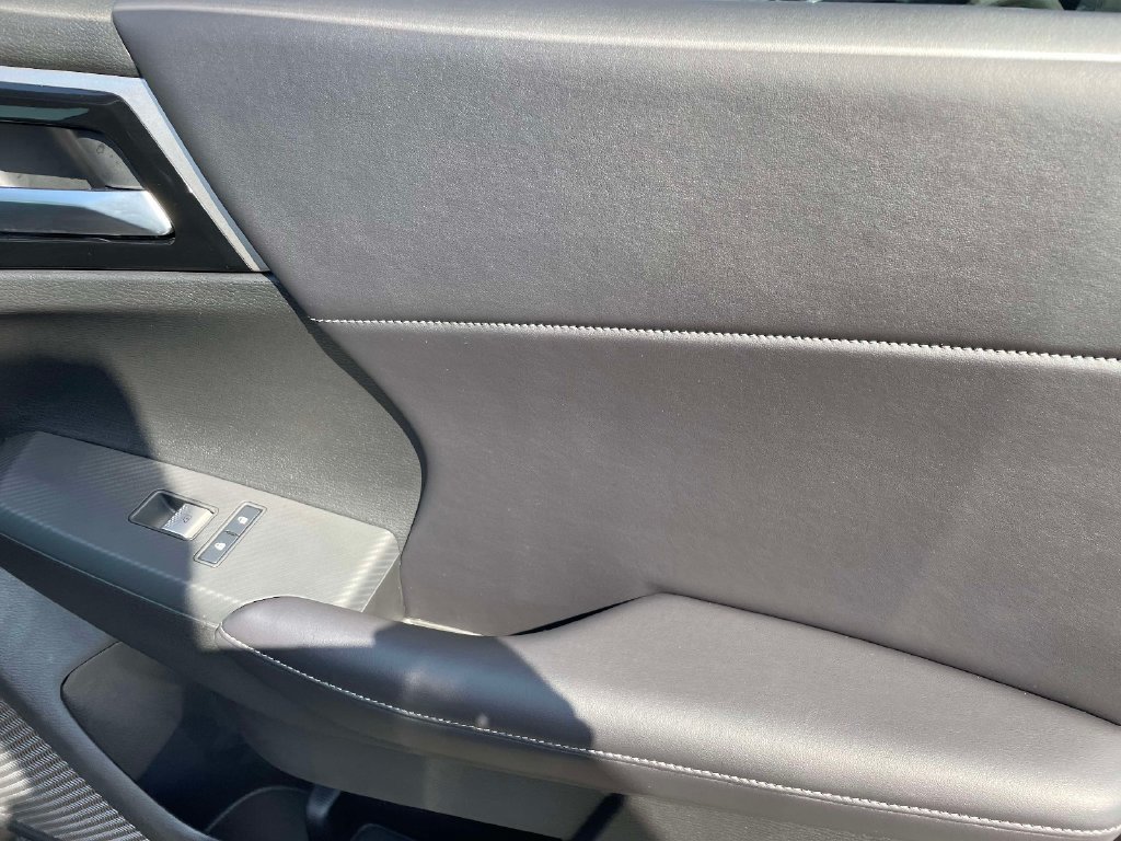 New 2026 Nissan Rogue SL AWD/4WD image 9