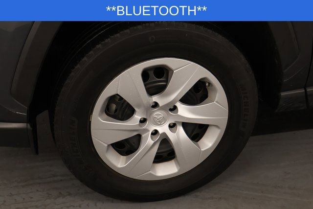 Used 2024 Toyota RAV4 LE image 8