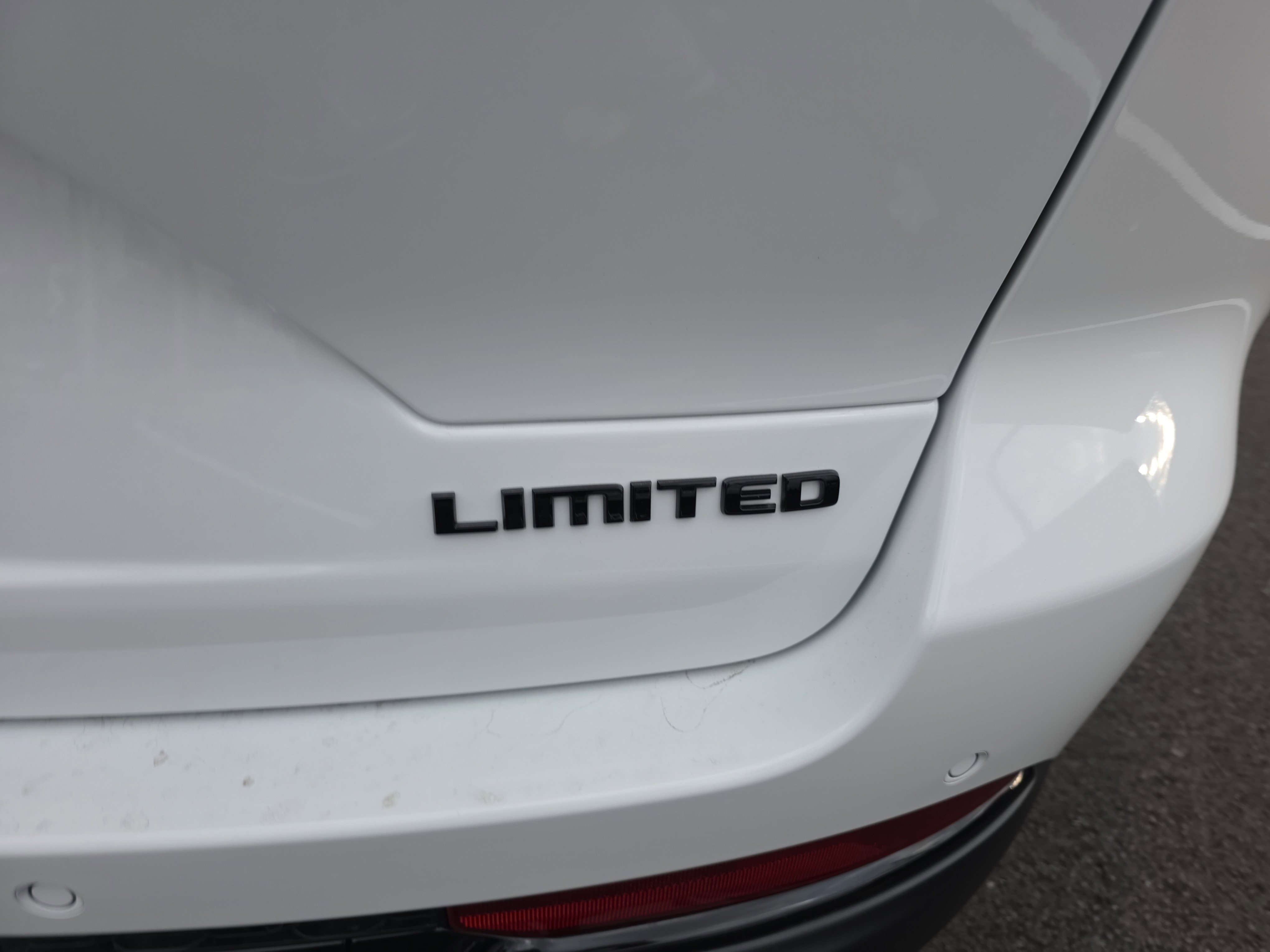 New 2025 Jeep Grand Cherokee Limited w/ Black Appearance Package image 29