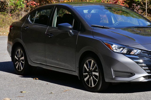 Used 2024 Nissan Versa S w/ S Plus Package image 30