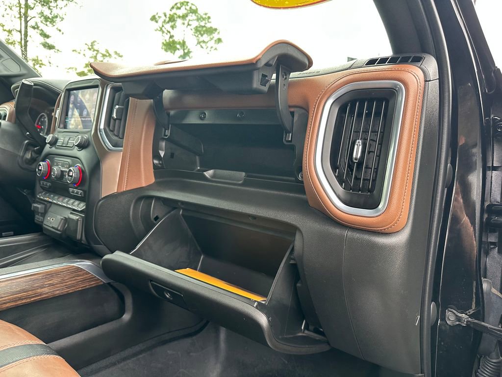 Used 2023 Chevrolet Silverado 2500 High Country w/ Z71 Off-Road Package image 48