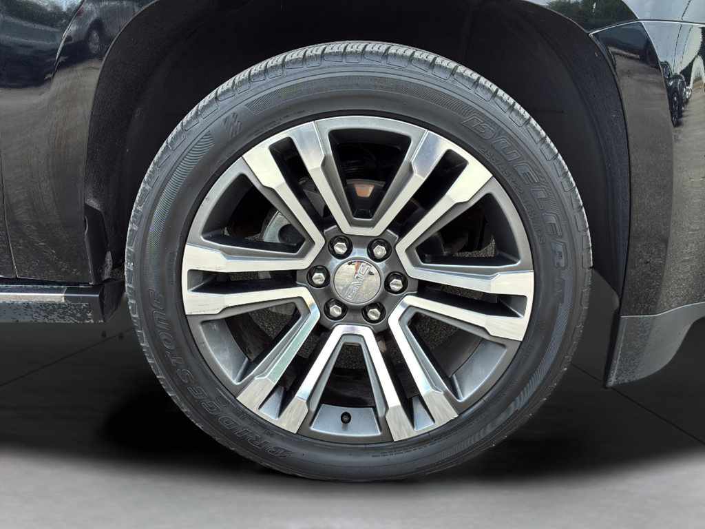 Used 2019 GMC Yukon Denali w/ Denali Ultimate Package RWD image 32