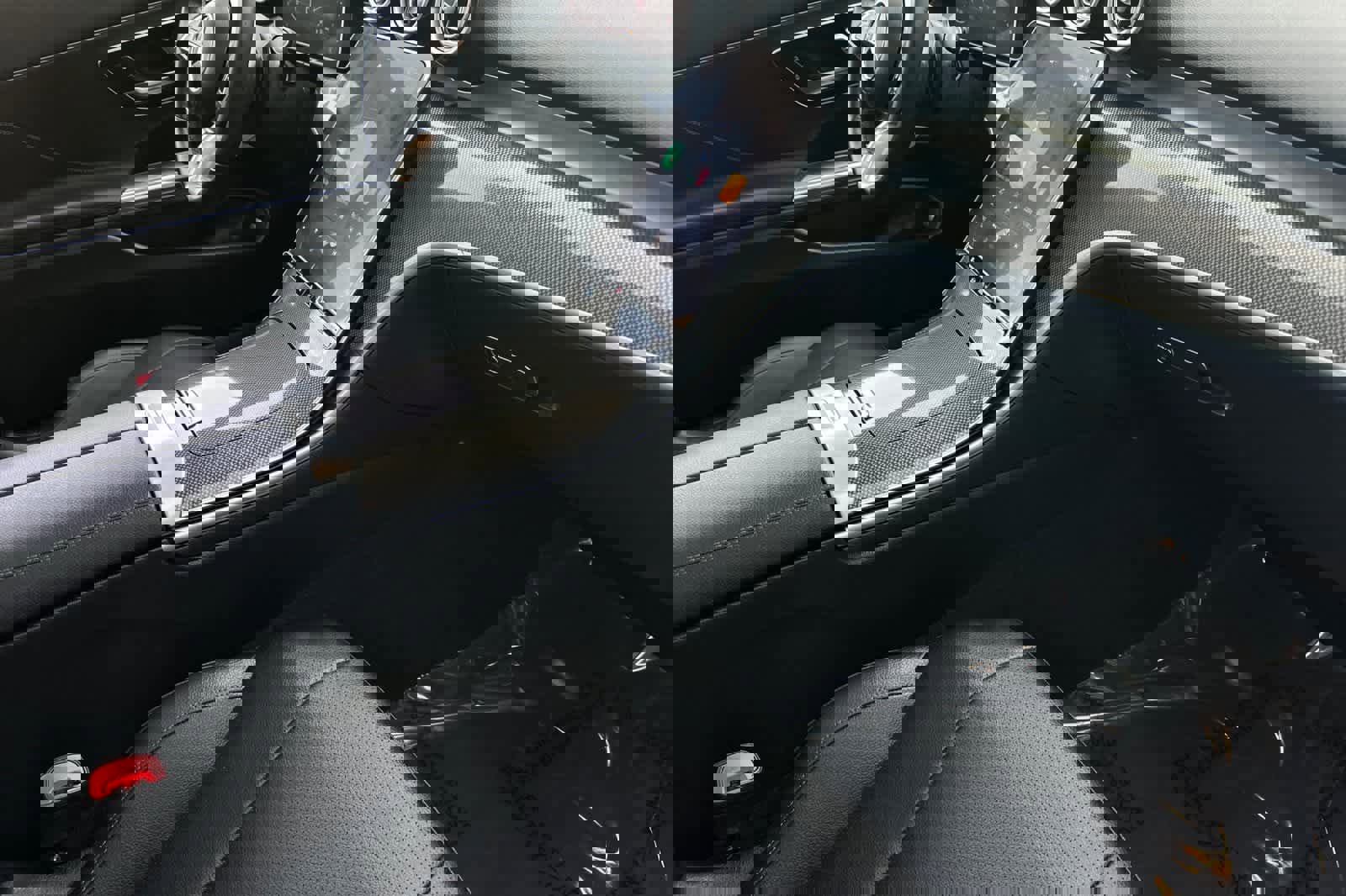 Used 2024 Mercedes-Benz CLE 300 4MATIC Coupe image 18