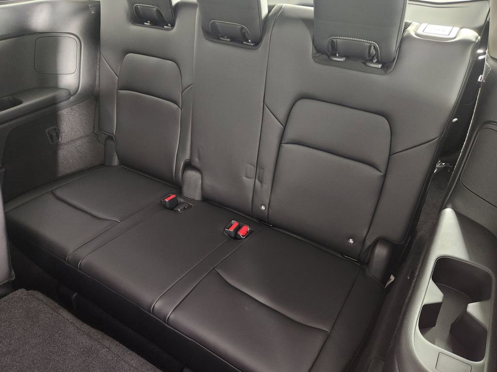 New 2026 Nissan Pathfinder SL AWD/4WD image 13