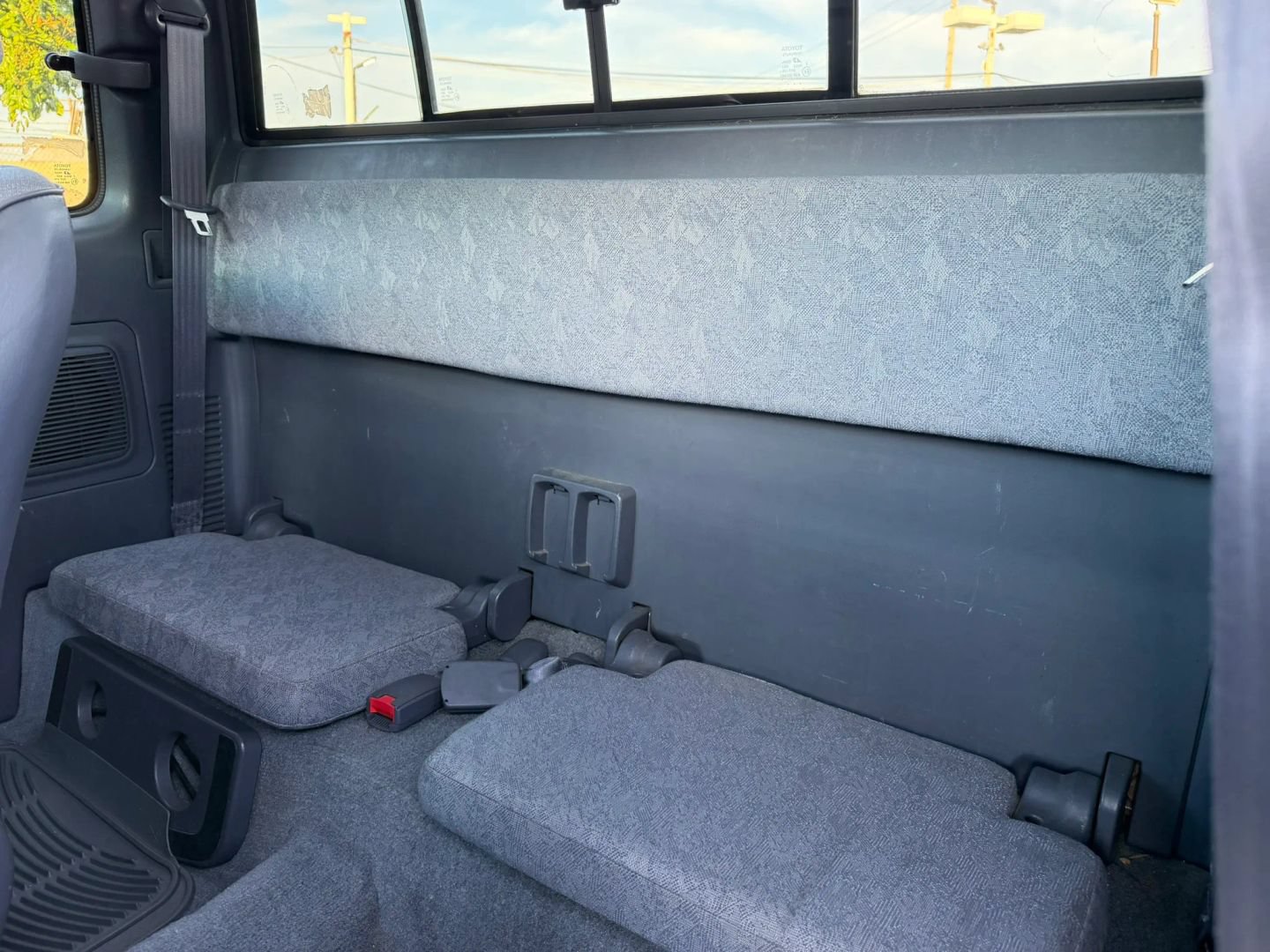 Used 2000 Toyota Tacoma 2WD Xtracab image 12
