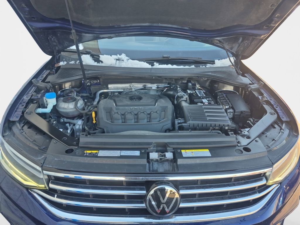 Used 2022 Volkswagen Tiguan SE AWD/4WD image 24