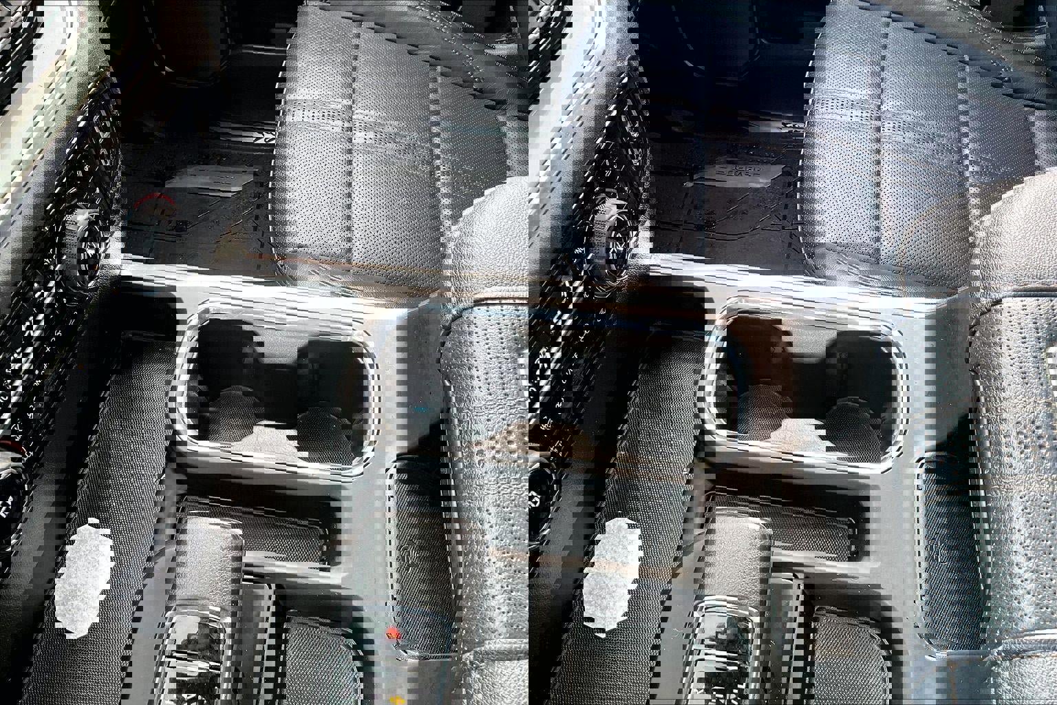 Used 2022 Chevrolet Silverado 1500 High Country w/ High Country Premium Package image 17