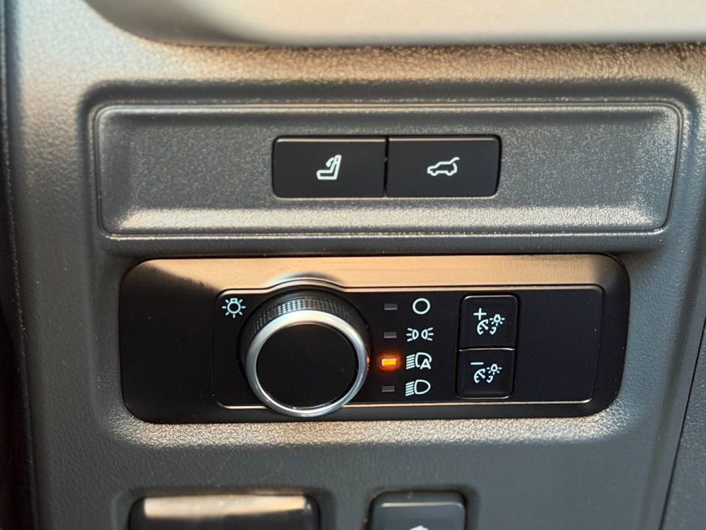 Used 2024 Ford Expedition Max XLT AWD/4WD image 28