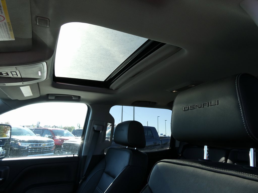 Used 2018 GMC Sierra 3500 Denali w/ Duramax Plus Package image 28