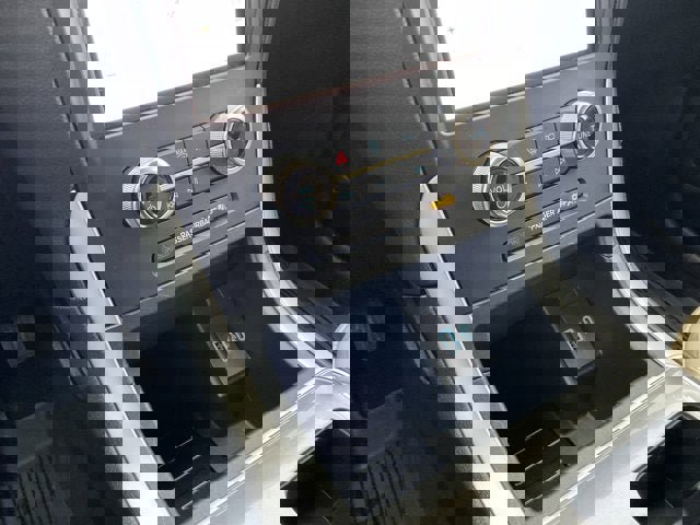 Used 2024 Ford Edge SEL w/ Convenience Package image 12