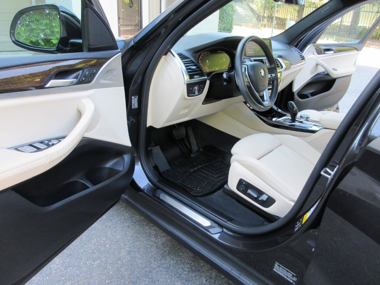 Used 2020 BMW X3 xDrive30i w/ Premium Package AWD/4WD image 6