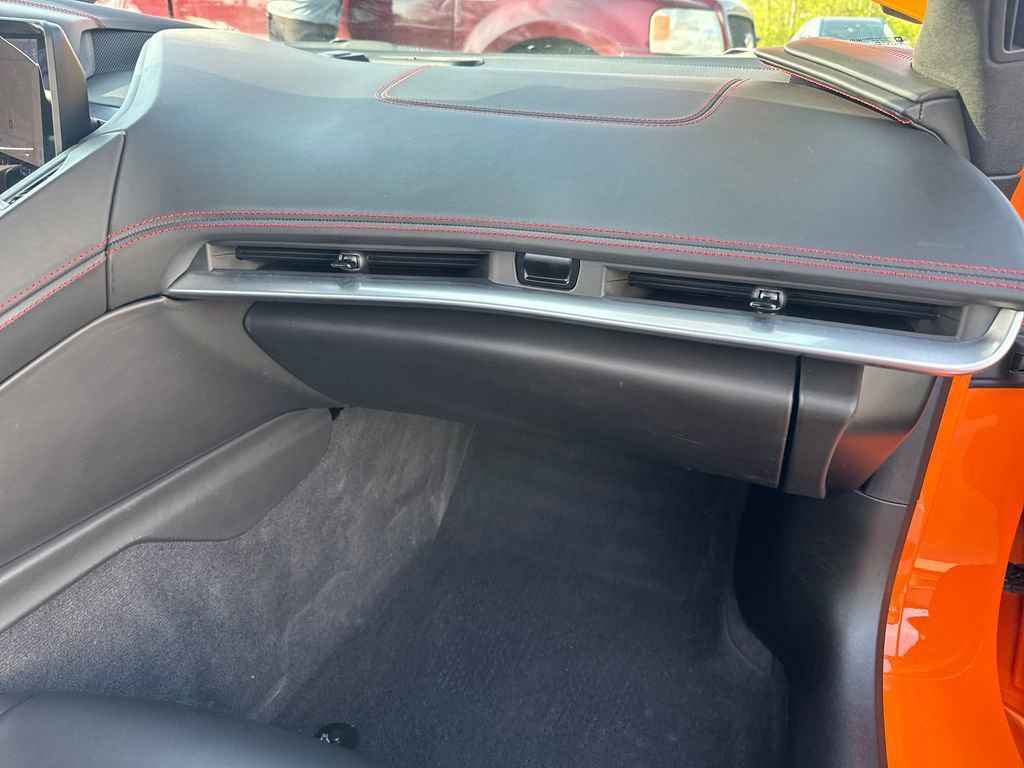 Used 2023 Chevrolet Corvette Stingray Premium Conv w/ Z51 Performance Package image 10