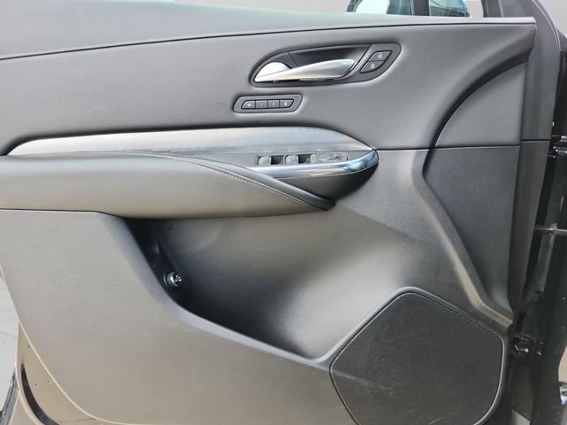 Used 2025 Cadillac XT4 Premium Luxury AWD/4WD image 30
