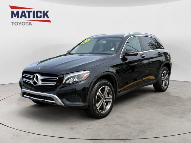 Used 2019 Mercedes-Benz GLC 300 4MATIC image 3