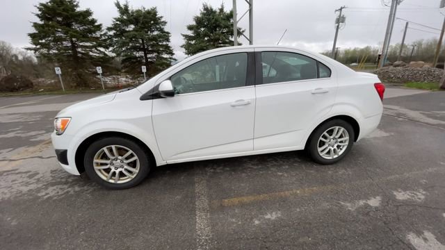 Used 2015 Chevrolet Sonic LT w/ Wheels and Fog Lamp Package FWD image 6